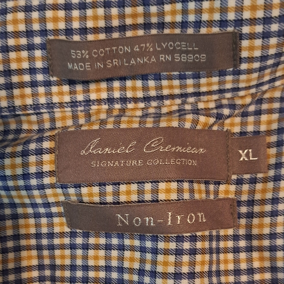 Men's button down by Daniel Cremieux.  Size XL - Picture 2 of 3